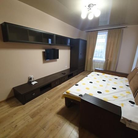 Апартаменти Чорновола Loetsk Buitenkant foto
